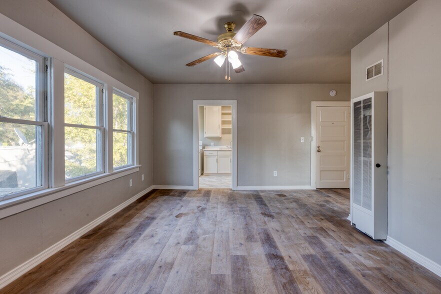 More Photos Of 1559 N Hill Ave, Pasadena Apartments For Sale