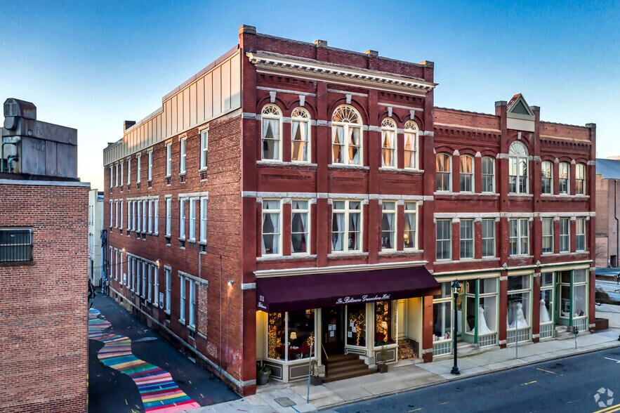 Primary Photo Of 111 W Washington St, Greensboro Hotel For Sale