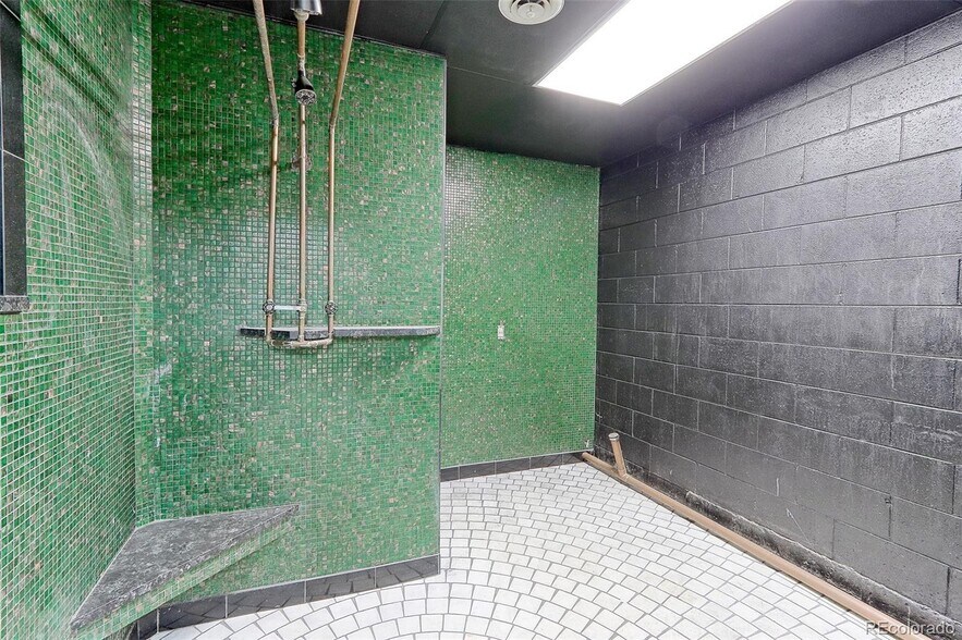 More Photos Of 602 Cedar St, Hudson Restaurant For Sale