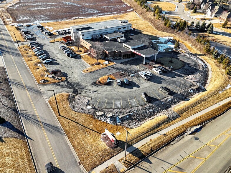 More Photos Of 4706 New Horizons Blvd, Appleton Medical For Sale