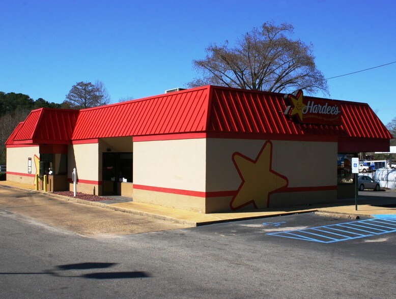 More Photos Of 742 S Forest Ave, Luverne Fast Food For Lease