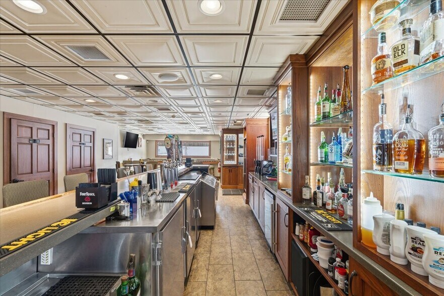 More Photos Of 318 New York Ave, Rochester Sports And Entertainment For Sale