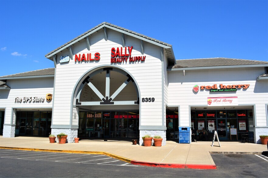 More Photos Of 8359 Elk Grove Florin Rd, Sacramento Storefront Retail Office For Lease