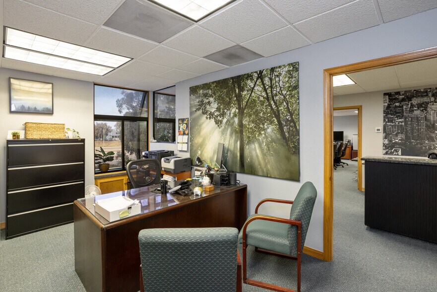 More Photos Of 4550 Kearny Villa Rd, San Diego Office For Sale