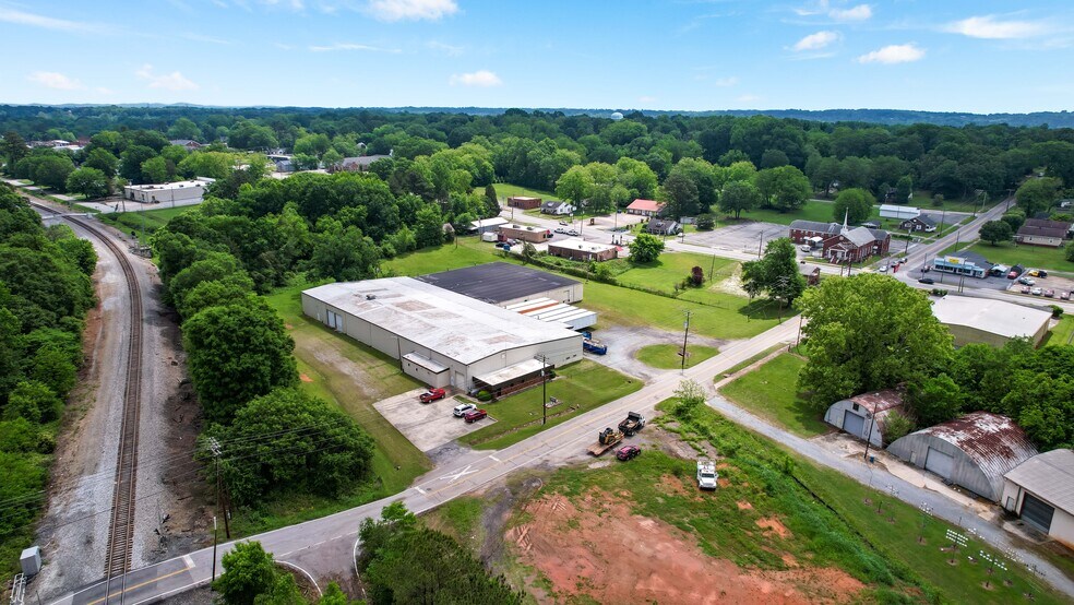 More Photos Of 124 N Charleston St, Blacksburg Warehouse For Sale
