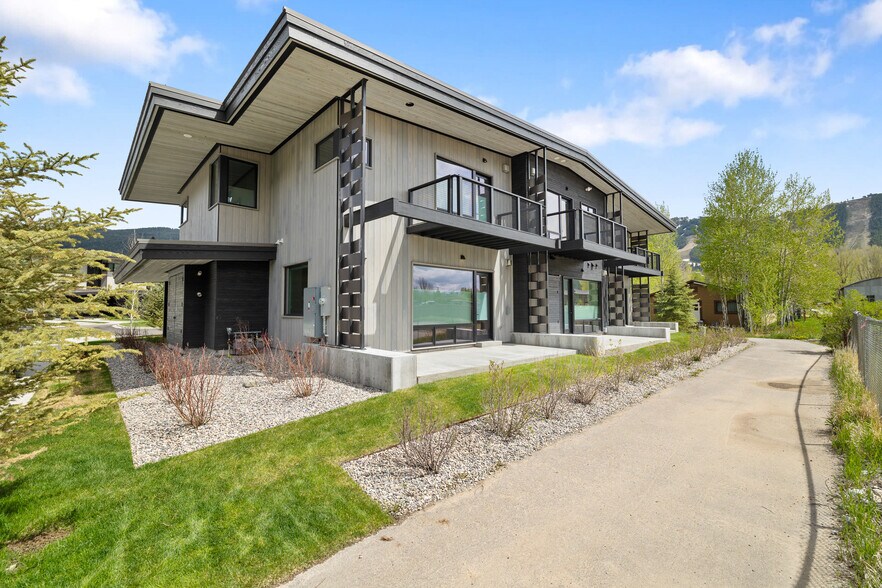 More Photos Of 424 Hidden Hollow Drive, Jackson Apartments For Sale