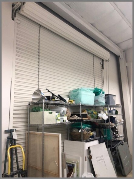 More Photos Of 5880 Shirley St, Naples Light Manufacturing For Sale