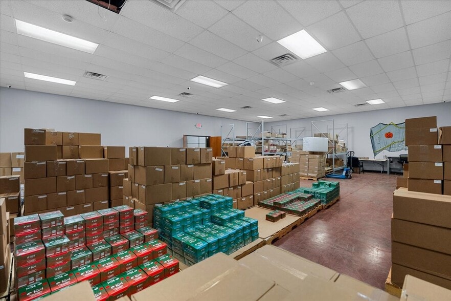 More Photos Of 13400 Immanuel Rd, Pflugerville Office For Sale