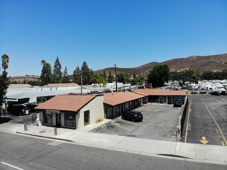 Primary Photo Of 2751 E Thousand Oaks Blvd, Thousand Oaks Storefront Retail Office For Lease