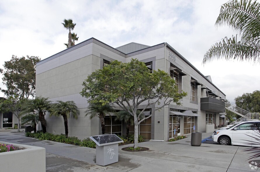 Primary Photo Of 3998 Vista Way, Oceanside Medical For Lease