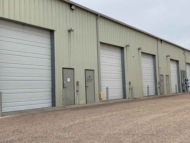 More Photos Of 332 Mountain View Dr, Johnstown Warehouse For Lease