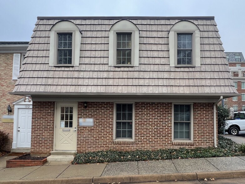 More Photos Of 1310-1312 Vincent Pl, Mc Lean Office For Sale