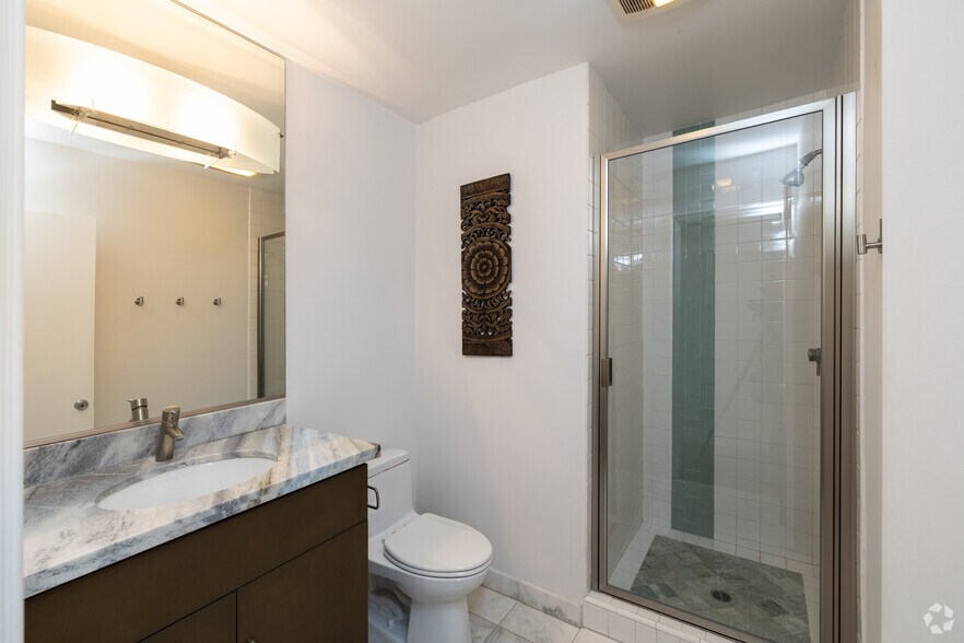 More Photos Of 901 Ocean Ave, Santa Monica Apartments For Sale