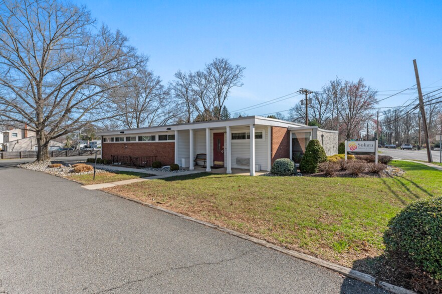 More Photos Of 123 Dunhams Corner Rd, East Brunswick Medical For Sale