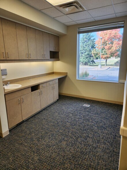 More Photos Of 8980 N Hudson Blvd, Lake Elmo Medical For Lease