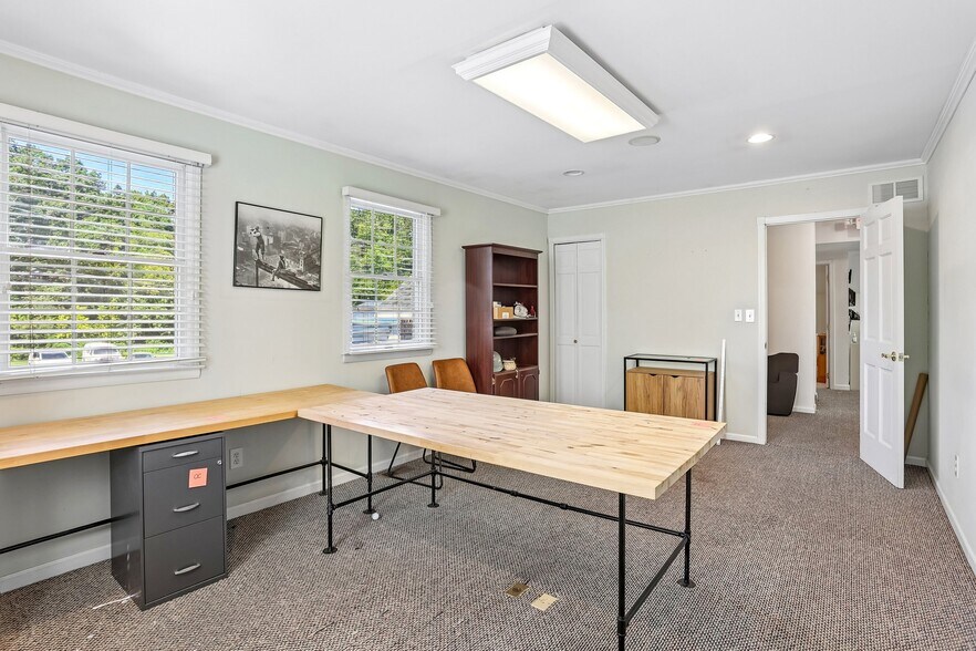 More Photos Of 841 Camden ave, Blackwood Warehouse For Sale
