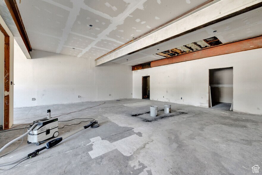More Photos Of 1510 Washington Blvd, Ogden Storefront For Sale