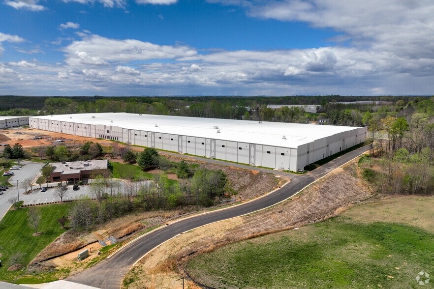 More Photos Of 134 Gildan Drive, Mocksville Manufacturing For Lease