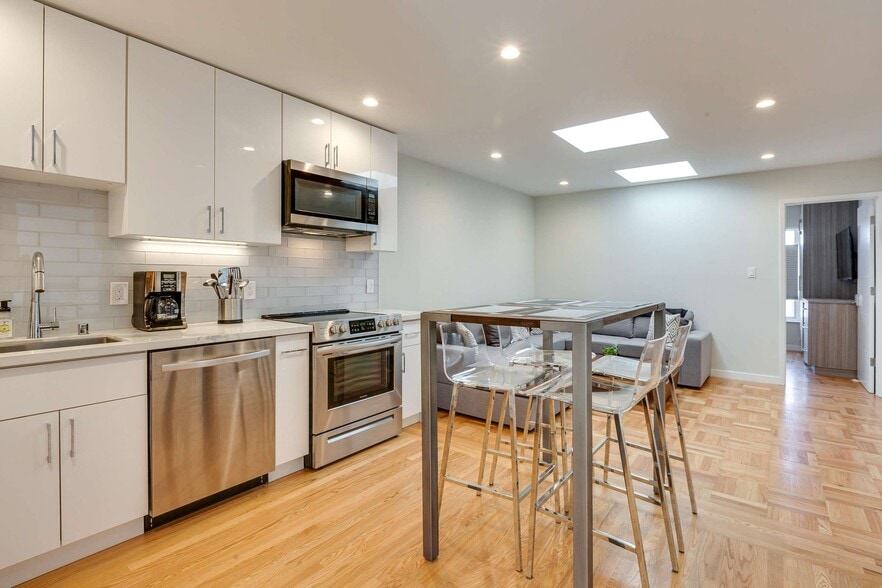 More Photos Of 1454 S Van Ness Ave, San Francisco Apartments For Sale