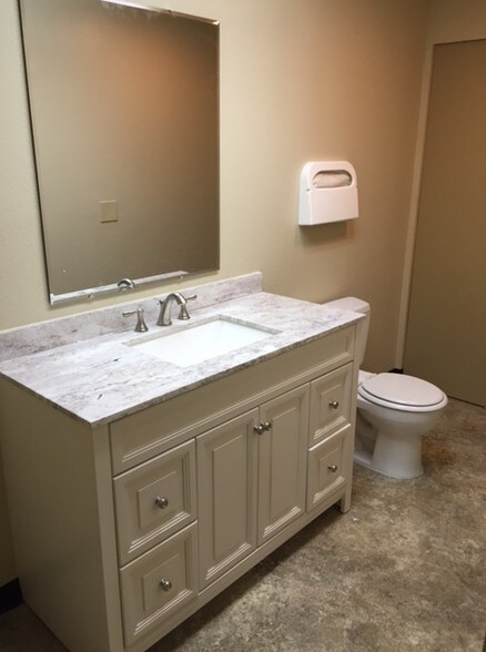 More Photos Of 212 Wells Ave S, Renton Office For Lease