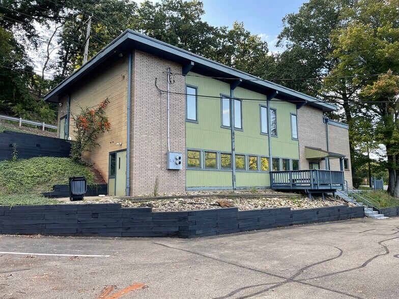 More Photos Of 3996 Mt Royal Blvd, Allison Park Medical For Sale