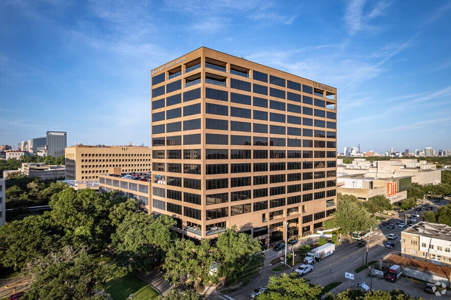More Photos Of 1200 Binz St, Houston Medical For Lease