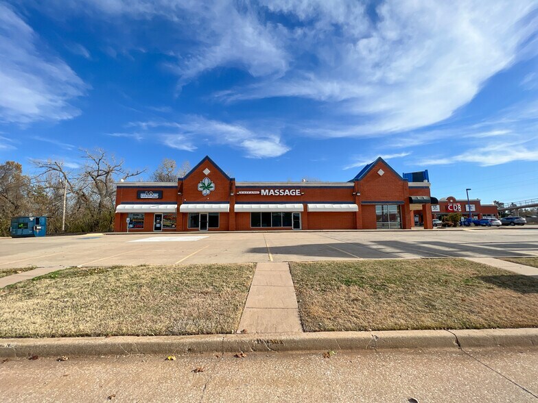 More Photos Of 5959 NW Expressway St, Oklahoma City Freestanding For Lease
