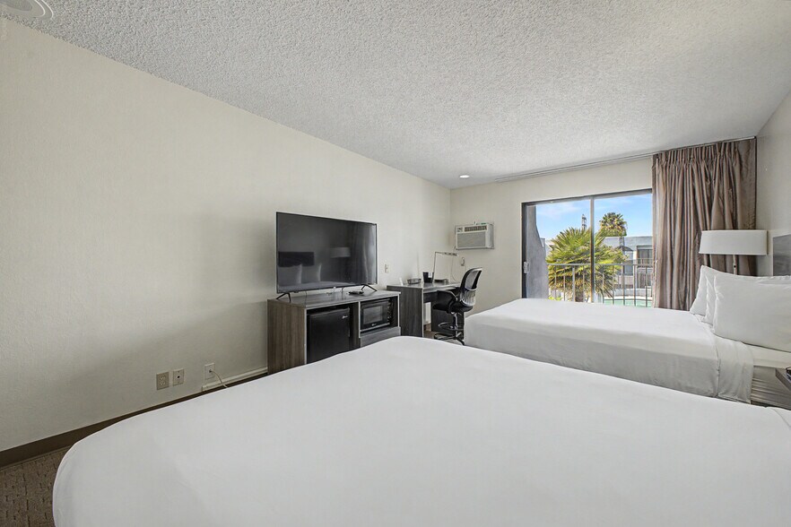 More Photos Of 5251 S Julian Dr, Tucson Apartments For Sale