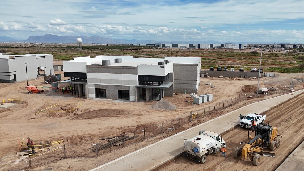 More Photos Of 7320 E Pecos Rd, Mesa Warehouse For Sale