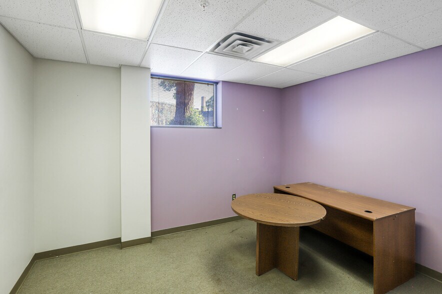 More Photos Of 184 Salem Ave, Dayton Office Residential For Lease