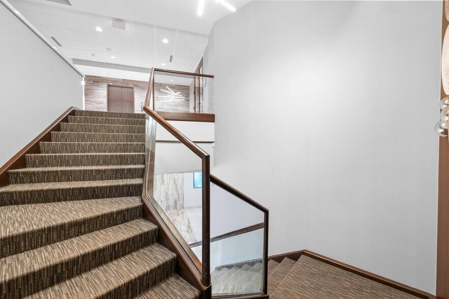 More Photos Of 2301 Rexwoods Dr, Raleigh Medical For Lease