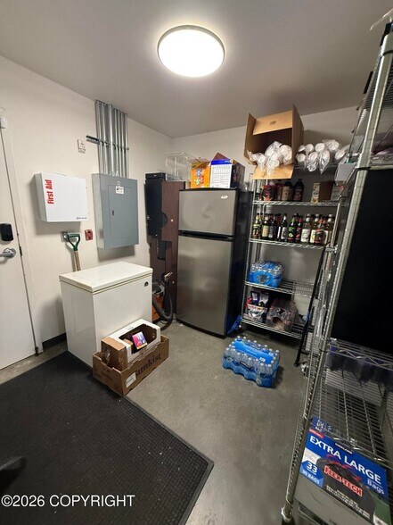 More Photos Of 409 W Fireweed Ln, Anchorage Storefront Retail Office For Sale