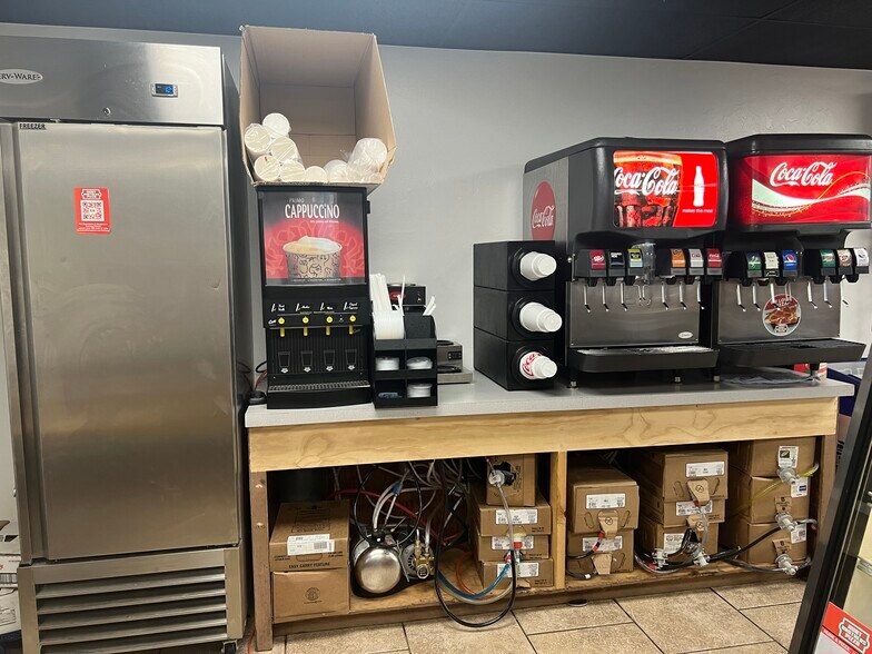 More Photos Of 600 E Main St, Geronimo Convenience Store For Sale