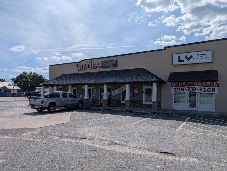 More Photos Of 1337 Baytree Rd, Valdosta General Retail For Sale