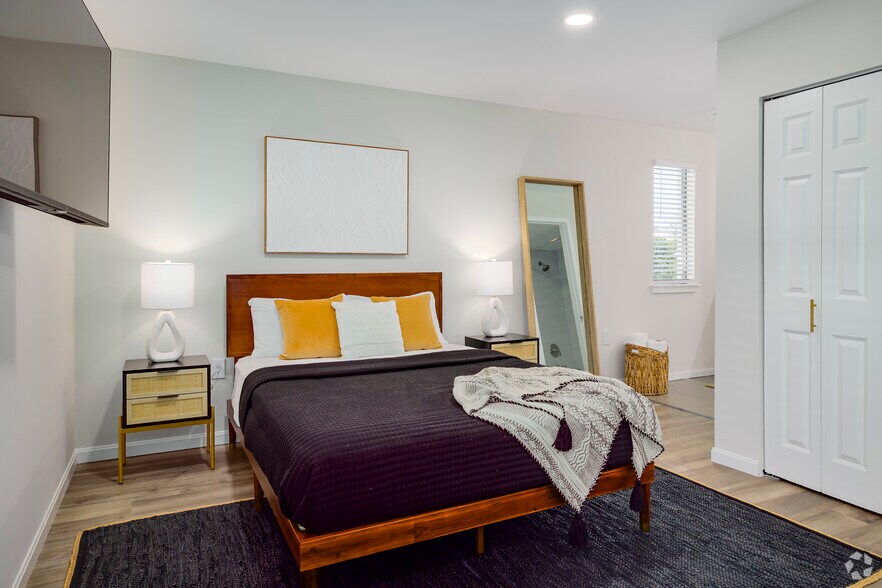 More Photos Of 315 Elden St, Herndon Apartments For Sale