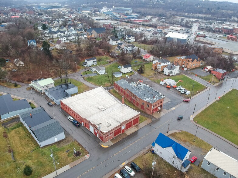 More Photos Of 468 E Washington St, New Castle Manufacturing For Lease