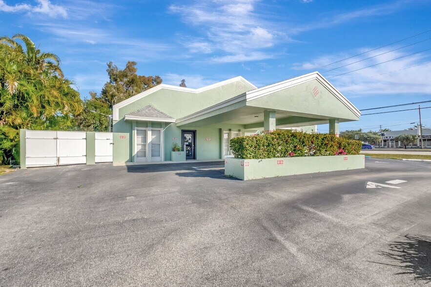 More Photos Of 13455 S Military Trl, Delray Beach Medical For Lease