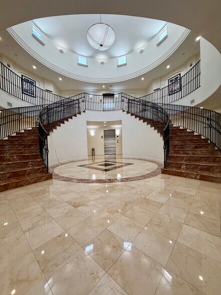More Photos Of 7765 SW 87th Ave, Miami Medical For Sale