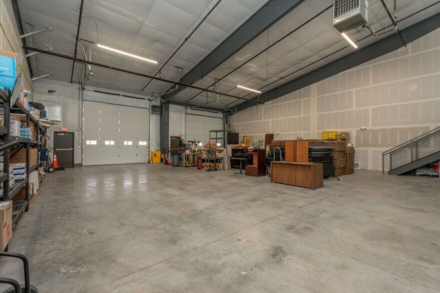 More Photos Of 2246 Zurich Dr, Fort Collins Warehouse For Lease