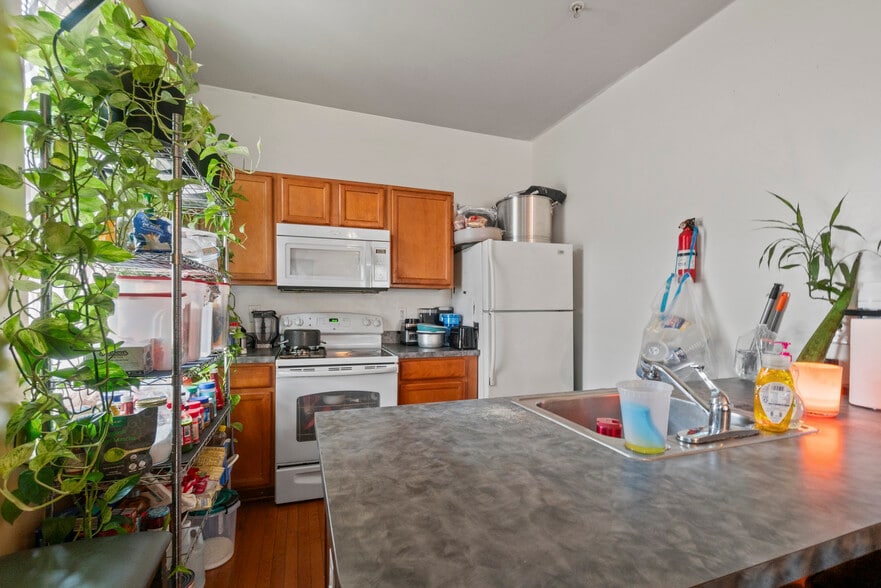 More Photos Of 3344 E Baltimore St, Baltimore Storefront Retail Residential For Sale