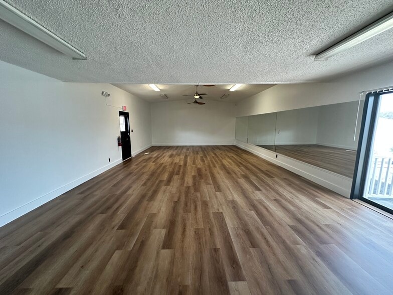 More Photos Of 1888 S Pinellas Ave, Tarpon Springs Loft Creative Space For Lease