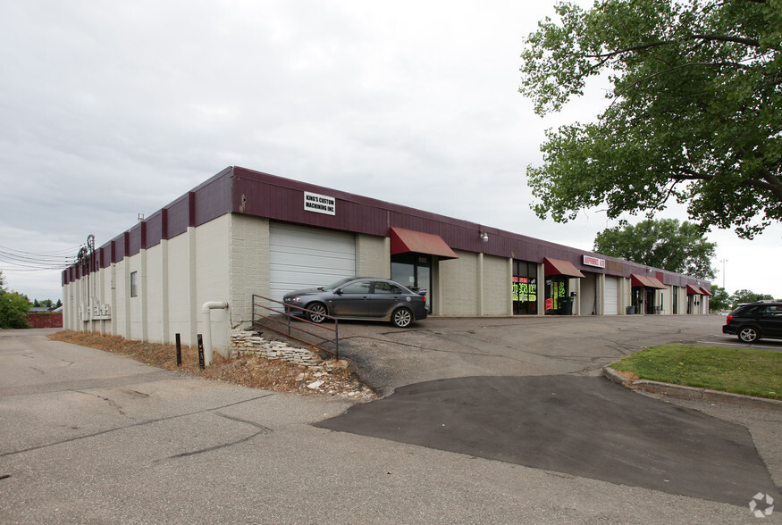 Primary Photo Of 8801-8851 E Research Center Rd, New Hope Warehouse For Lease