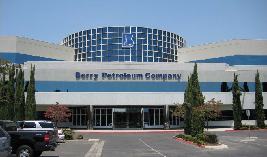 More Photos Of 5201 Truxtun Ave, Bakersfield Office For Lease