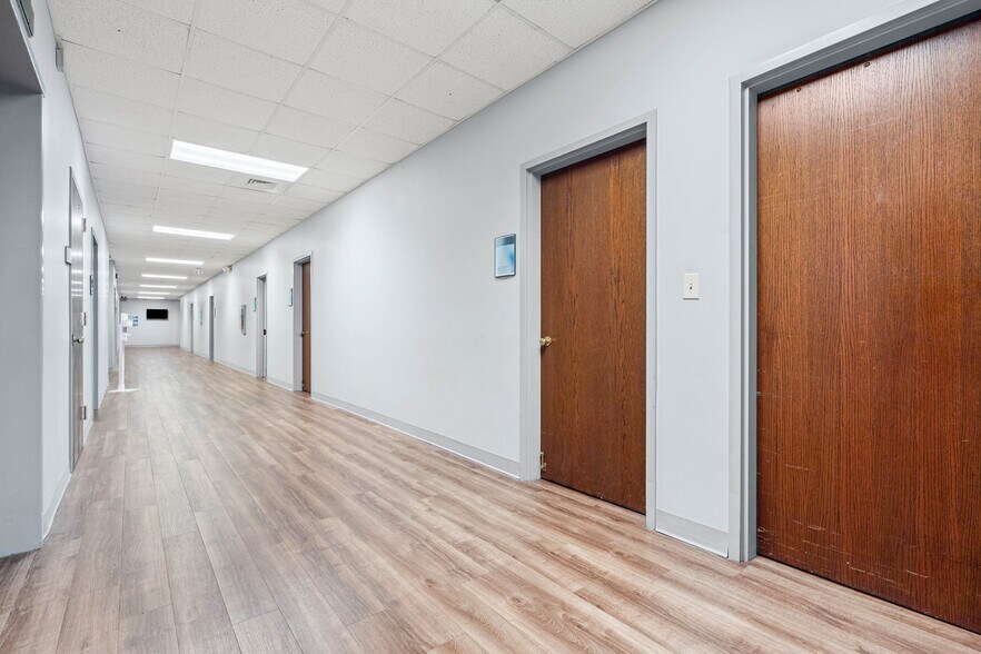 More Photos Of 3661 Dauphin St, Mobile Religious Facility For Sale