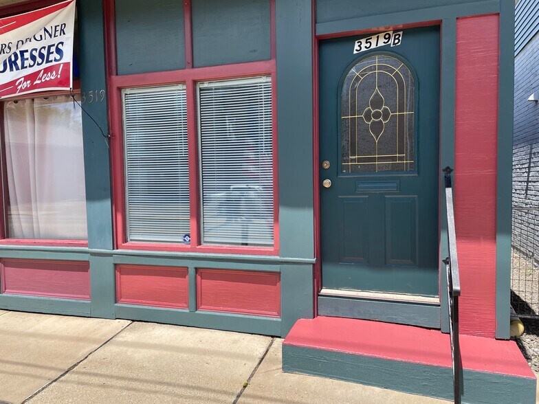 More Photos Of 3519 Washington Ave, Finleyville Storefront Retail Office For Lease