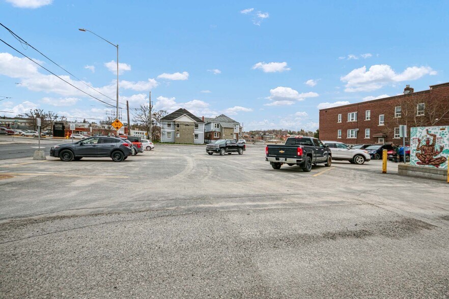 More Photos Of 130 Elm St, Sudbury Office For Lease