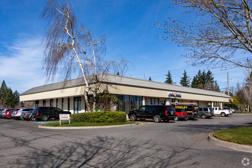 More Photos Of 11930 NE Glisan St, Portland Unknown For Lease