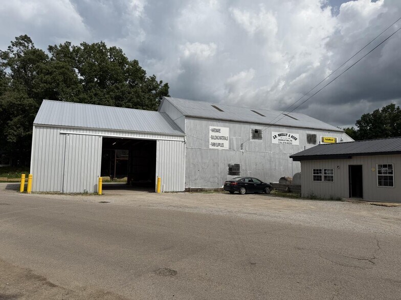 More Photos Of 114 Dogwood Ave, Middleton Auto Repair For Sale