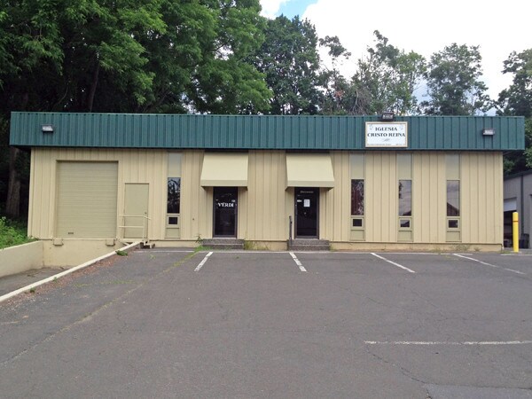 Primary Photo Of 18 Taylor Ave, Bethel Warehouse For Lease