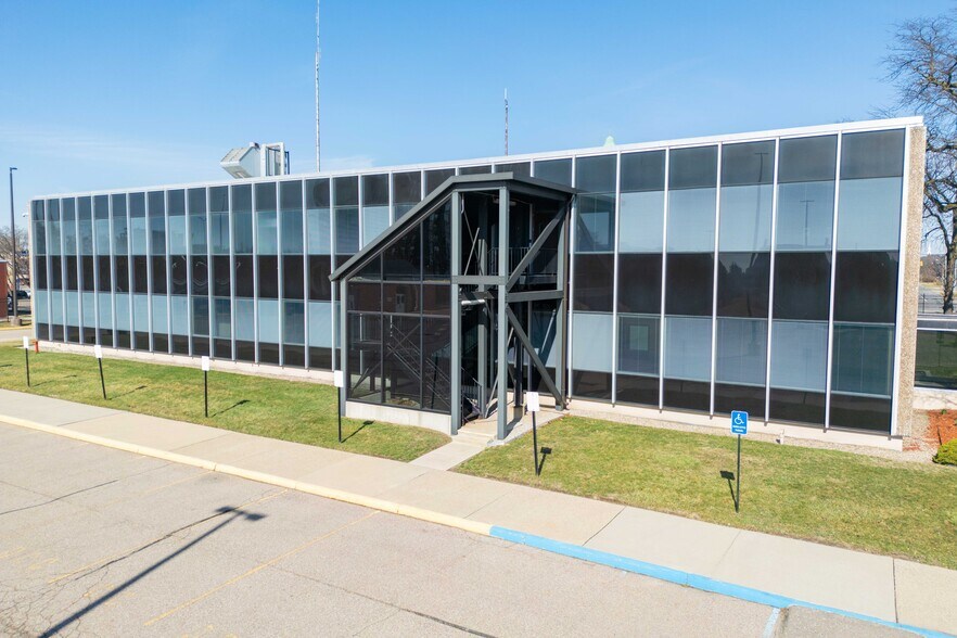 More Photos Of 301 Mount Elliott St, Detroit Office Residential For Lease